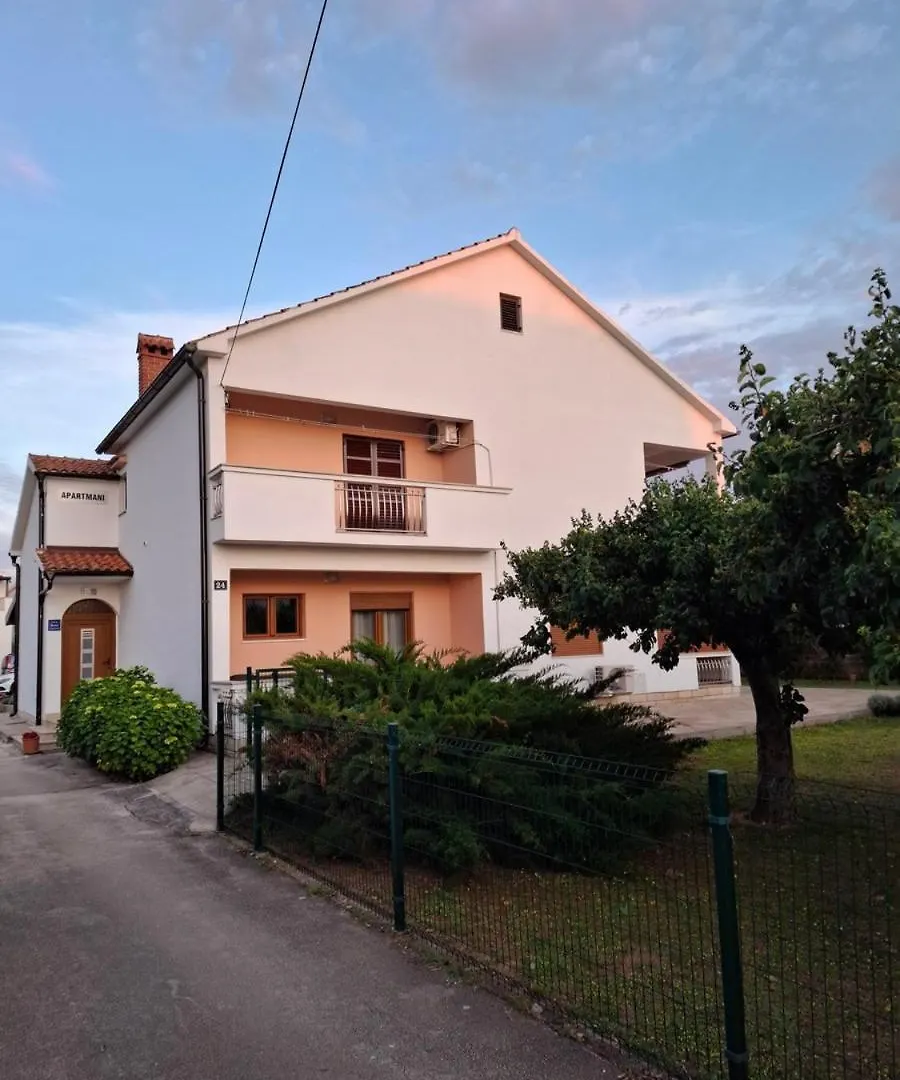 Apartment Gina Zaton  Zaton (Zadar)